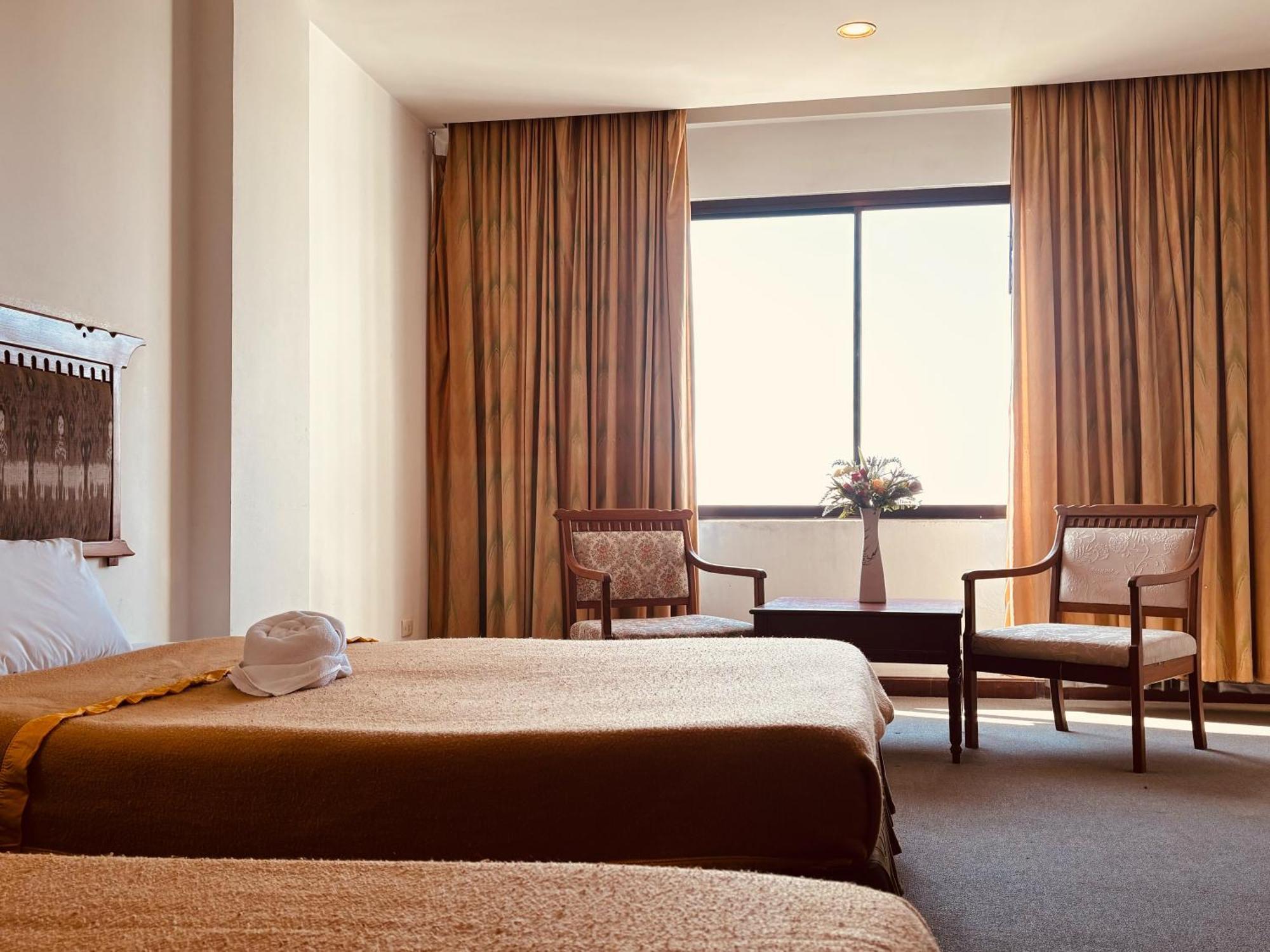 Royal Mekong Riverside Hotel Nong Khai Exteriör bild