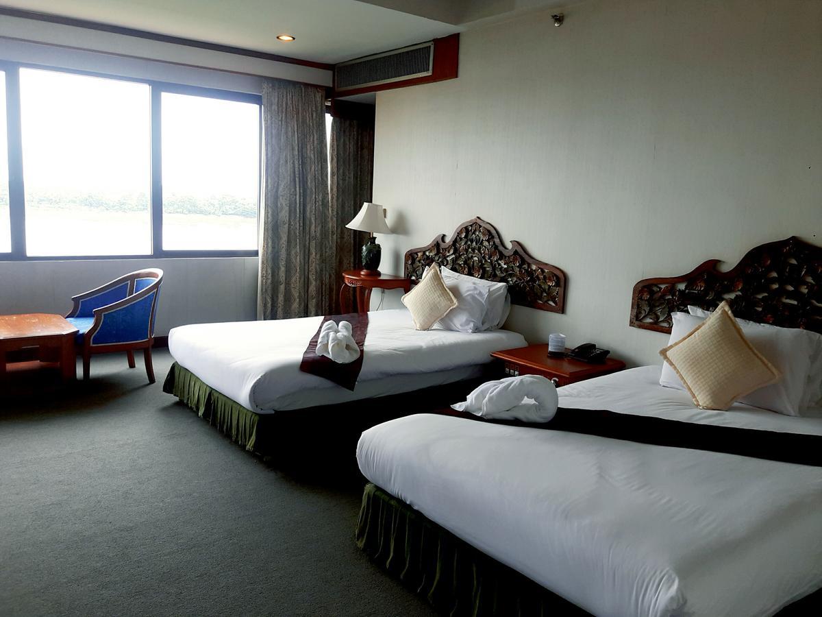 Royal Mekong Riverside Hotel Nong Khai Exteriör bild