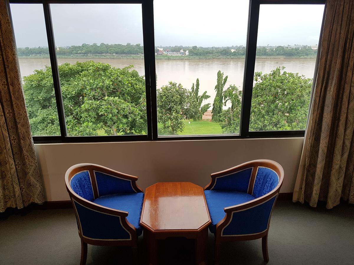 Royal Mekong Riverside Hotel Nong Khai Exteriör bild